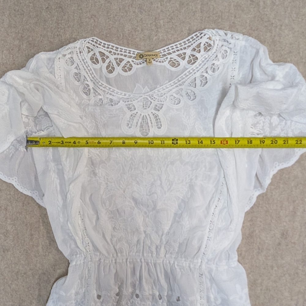 Democracy White Lace All Cotton Grandma Chic Blouse Size Medium Bridal Beach - Picture 6 of 9